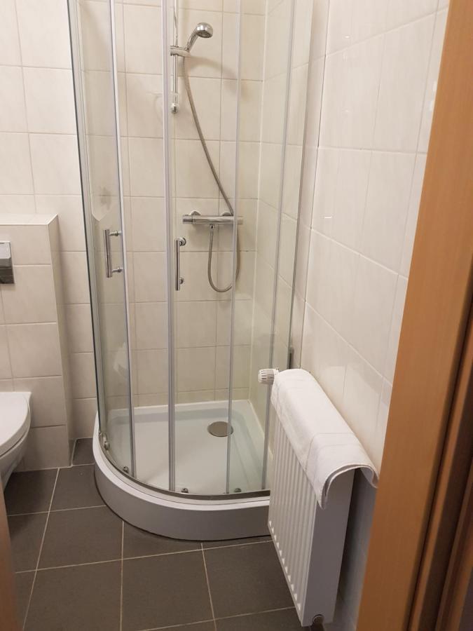 Hotel Zur Altstadt Calbe Eksteriør billede