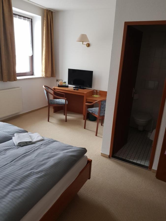 Hotel Zur Altstadt Calbe Eksteriør billede